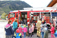 Kindergarten+Rauris+-+Besuch+bei+der+Feuerwehr+%5b005%5d