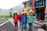 Kindergarten+Rauris+-+Besuch+bei+der+Feuerwehr+%5b015%5d